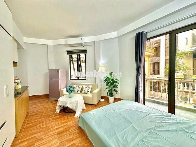 CHO THUÊ CĂN HỘ STUDIO FULL NỘI THẤT BAN CÔNG NGAY TẠI CỔ NHUẾ