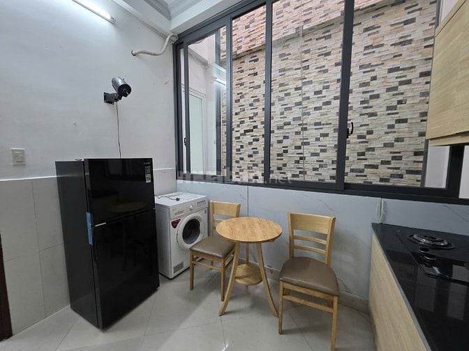 Phòng RỘNG cửa sổ Bancol RỘNG hẻm 383 Bà Hạt Quận 10