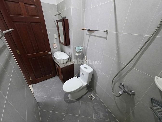 Phòng RỘNG cửa sổ Bancol RỘNG hẻm 383 Bà Hạt Quận 10