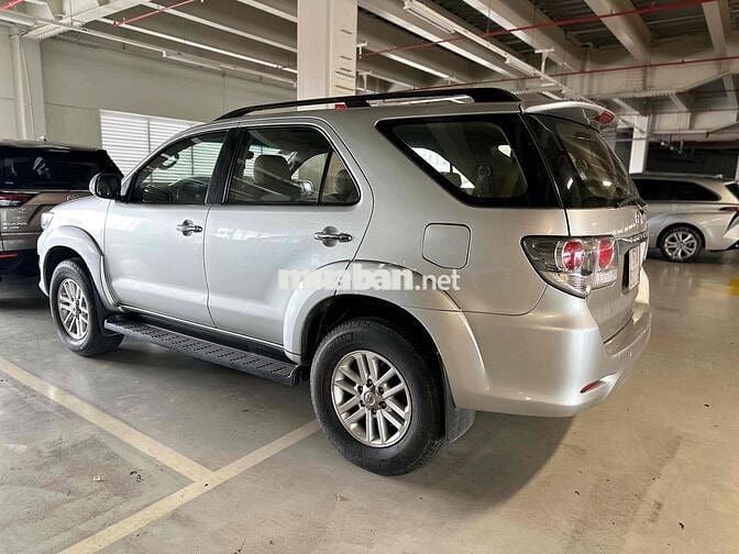TOYOTA FORTUNER XĂNG 7 c HÃNG BH 1 năm