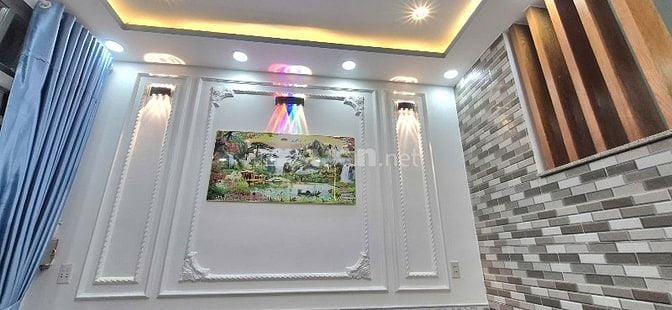 BÁN NHÀ HẺM 184/ĐƯỜNG LƯU HỮU PHƯỚC, P15 Q.8  Ngay UBND PHƯỜNG. 