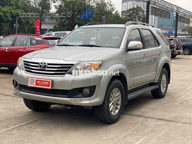 Toyota Fortuner 2013 2.7V 4x2 - 75000 km