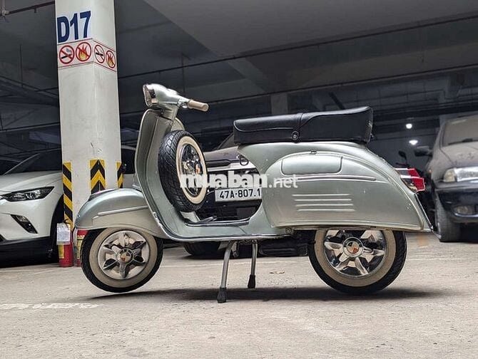 Vespa Sprint cổ 150 nguyên bản đẹp sưu tầm
