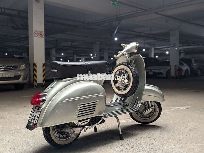 Vespa Sprint cổ 150 nguyên bản đẹp sưu tầm