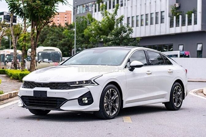 Kia K5 premium sản xuất 2023 siêu mới