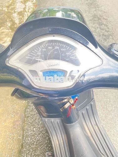 Chính chủ cần bán xe Vespa - tại Quận 12