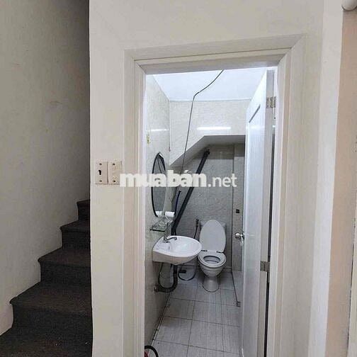 CHO THUÊ MẶT BẰNG - ĐƯỜNG RẠCH BÙNG BINH. QUẬN 3