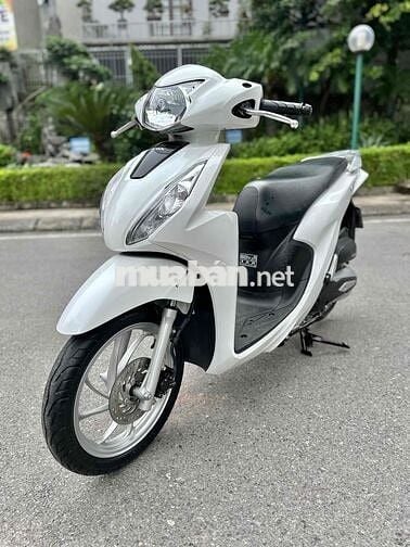 Honda Vision 2022 !! tiêu chuẩn trắng chạy lướt /