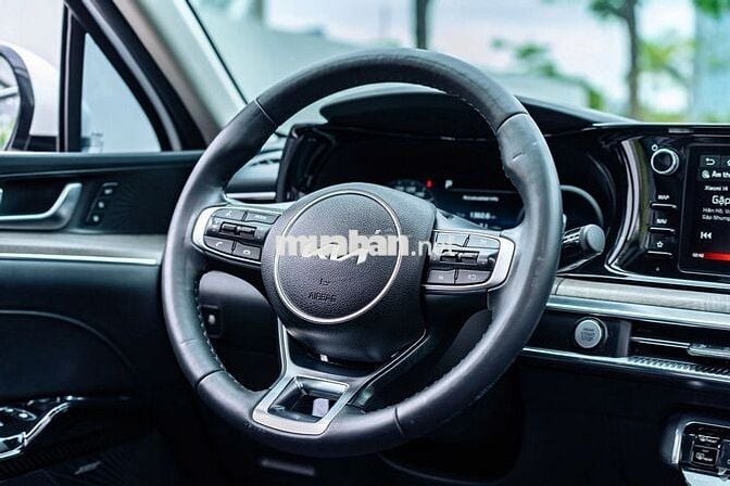 Kia K5 premium sản xuất 2023 siêu mới