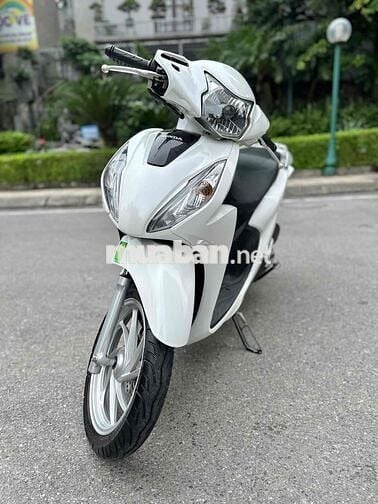 Honda Vision 2022 !! tiêu chuẩn trắng chạy lướt /