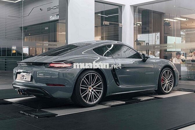 LONG ANH AUTO về Porsche 718 Cayman model 2017