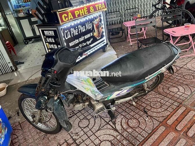 cần bán xe wave 2.2tr.   xe lôi+móc 4.5tr