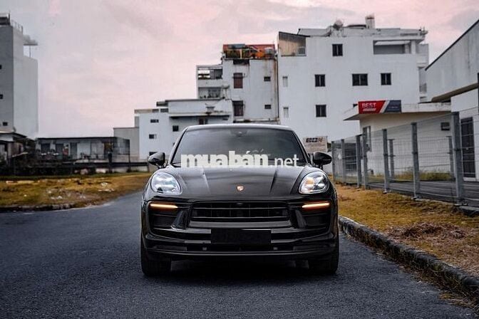 Porsche Macan 2021 màu đen ghế đỏ cực đẹp