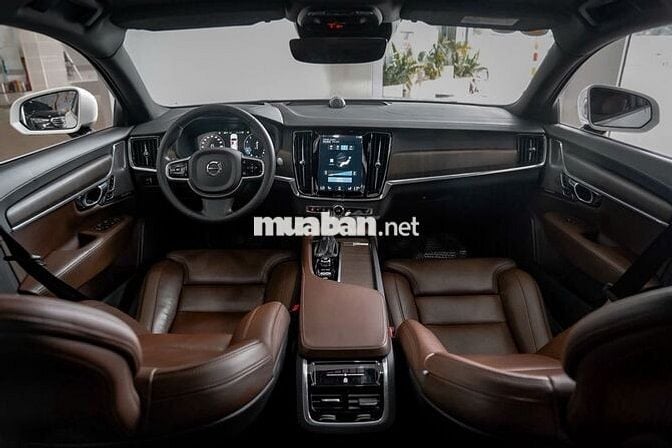 Volvo S90 T6 AWD 2020 mới lướt 37.000km