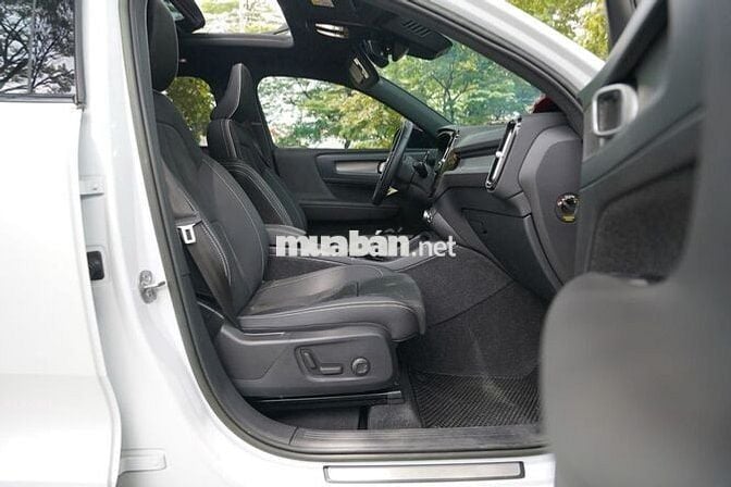 Volvo XC40 B6 2023 siêu lướt 17.000km_Bank 90%