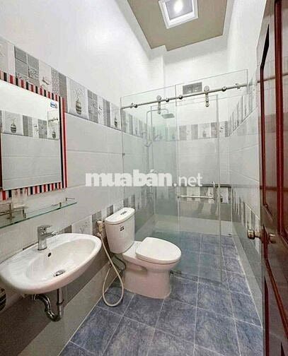 BÁN NHÀ ĐẸP TRỆT LẦU KDC QUÂN BÁO NGAY CHỢ BÀ BỘ CÁCH ĐH Y DƯỢC 1KM