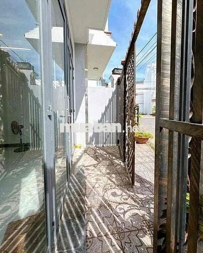 BÁN NHÀ ĐẸP TRỆT LẦU KDC QUÂN BÁO NGAY CHỢ BÀ BỘ CÁCH ĐH Y DƯỢC 1KM