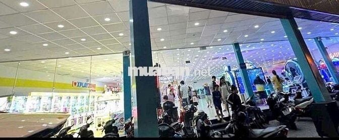 CHO  THUÊ  MẶT BẰNG  ĐẸP ( 770 m2)