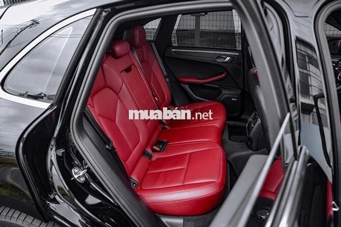 Porsche Macan 2021 màu đen ghế đỏ cực đẹp