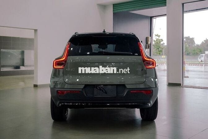 Volvo XC40 2024 - 1400 km Bank 90%