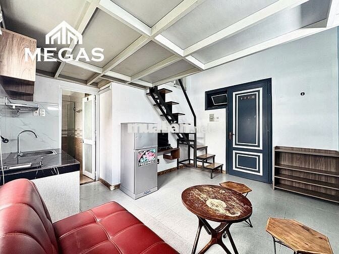 CHO THUÊ DUPLEX CỬA SỔ SIÊU RỘNG FULL NỘI THẤT NGAY TRUNG TÂM QUẬN 7