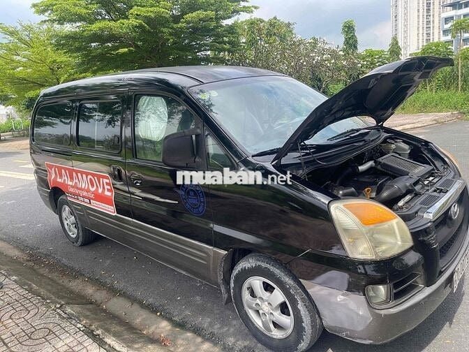 Starex 6 chỗ 800kg