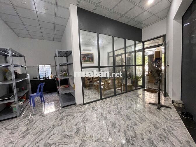 Văn phòng cty và nhà xưởng( 2 phòng ngủ, bếp) 410m2 Ngô Đức Kế