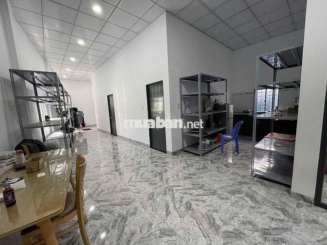 Văn phòng cty và nhà xưởng( 2 phòng ngủ, bếp) 410m2 Ngô Đức Kế