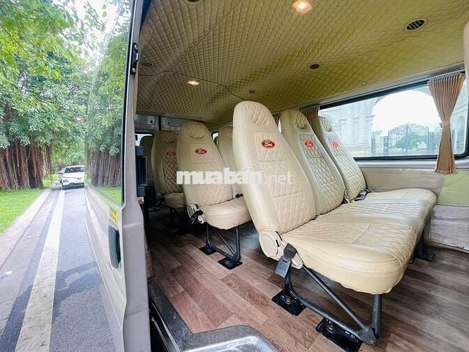 Ford Transit 2018 Luxury - 150000 km