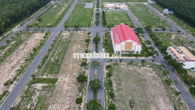 CHÍNH CHỦ CẦN BÁN GẤP CẶP GÓC NGAY CỔNG VÀO DỰ ÁN