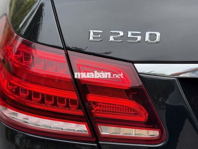 Mercedes Benz E Class 2014 E250 - 130000 km