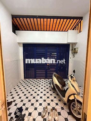 Cho Thuê Nhà 1 Trệt 1 Lầu 5x15m Hẻm Lê Văn Lương Gần Lottlemart Q.7