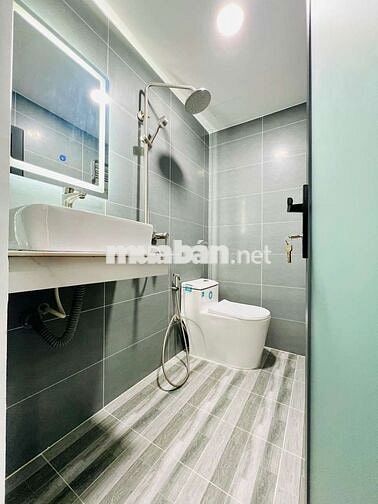 Căn hộ ngay Nguyễn Văn Lượng full nội thất giờ giấc tự do trung tâm