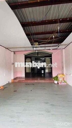 Bán đất tăng nhà cấp 4 Mặt tiền Lê Hồng Phong , Phú Lợi sát ngã tư