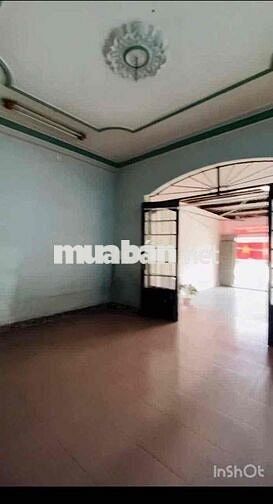 Bán đất tăng nhà cấp 4 Mặt tiền Lê Hồng Phong , Phú Lợi sát ngã tư