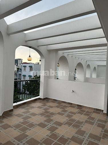 Nhà 4 Tầng xây mới-khu đồng bộ hẻm xe hơi Hoàng Hoa Thám