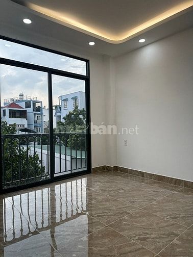 Nhà 4 Tầng xây mới-khu đồng bộ hẻm xe hơi Hoàng Hoa Thám