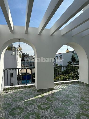 Nhà 4 Tầng xây mới-khu đồng bộ hẻm xe hơi Hoàng Hoa Thám