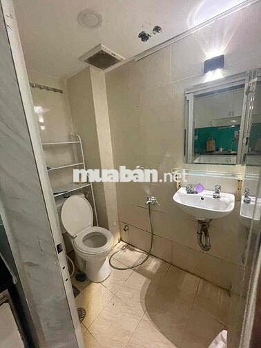 cho thuê nhà nguyên căn mặt tiền đường Nguyễn Khuyến p12 , Bình Thạnh