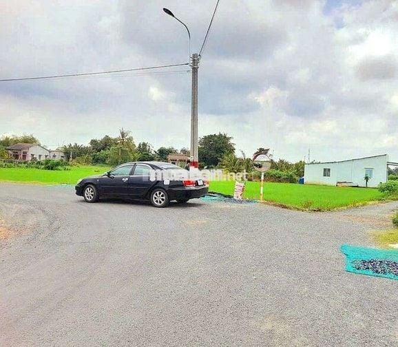 Hàng Vip, 310m2 đất thổ đường nhựa 9m chỉ 1.6 tỷ