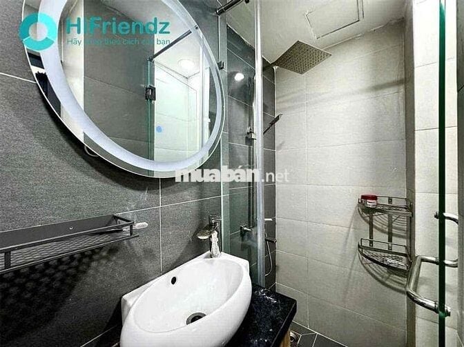 Cho thuê phòng ngay trung tâm Q5 giá siêu hạt dẻ có 1 0 2