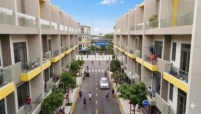 NHÀ PHỐ BCONS UNI VALLEY THANH TOÁN 2TY1 NHẬN NHÀ