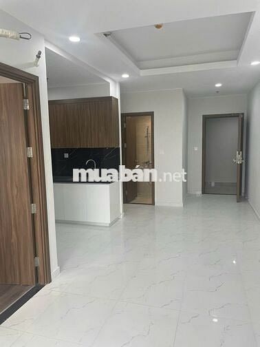 Chính chủ - Bán căn tầng tiện ích gần Hồ Bơi ( Mới 100% )