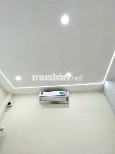 Cho thuê nhà mặt tiền: Rạch Bùng Binh, P.10, Q.3 (7x5)