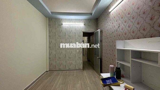 Trệt lầu 3,2*18; 2pn đi gò vấp gần hẻm xe hơi