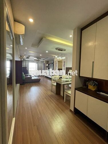 Cho thuê CHCC MD Complex - Mỹ Đình 3PN 2WC 147m2 đồ cơ bản giá 16tr/th