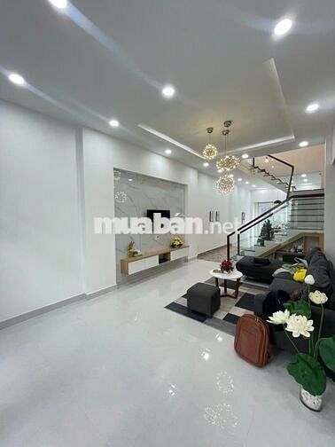 NHÀ ĐẸP 3 TẦNG, 2 MẶT HẺM, FULL NỘI THẤT, DT (4X16)M2, 4,99 TỶ CÒN TL