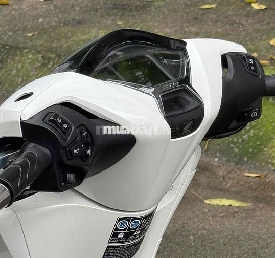 honda sh siêu lướt xe đẹp keng bstp 9 chủ sang ten