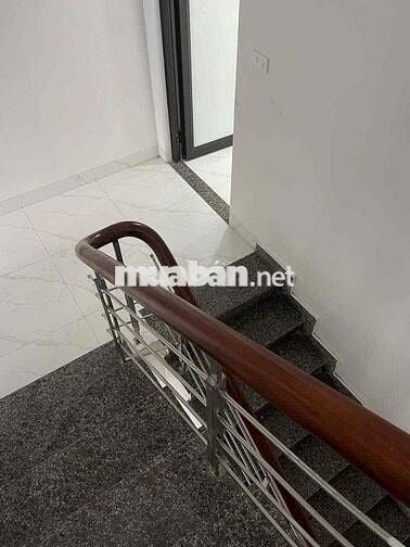 Chính chủ cho thuê nhà 3 tầng ngay ngã 4 đường Nguyễn Văn Giáp và đườn