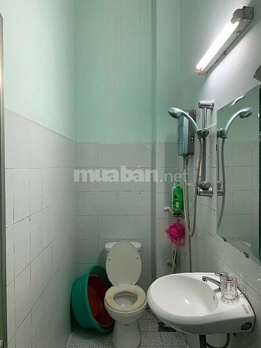 Chính chủ cần cho thuê nhà nguyên căn 84m2 gồm 2pn, 2wc 9tr/tháng